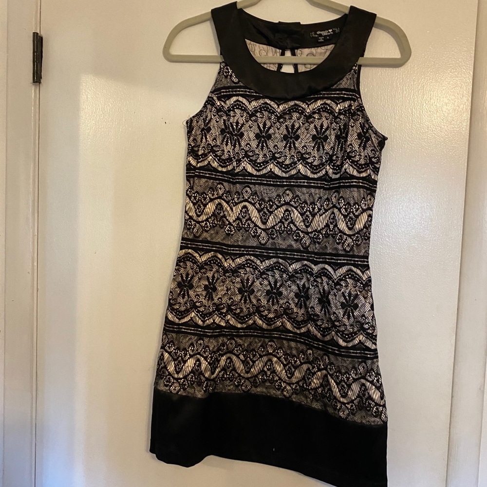 Lace dress